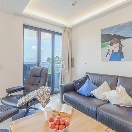 Eden Apartment *